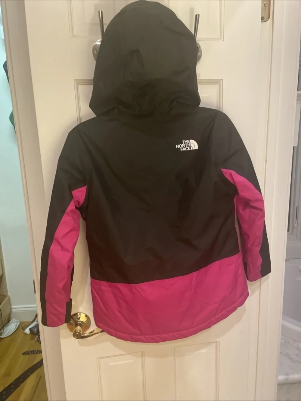 The North Face Girls Kids Pink Freedom Insulated Water Repellent Jacket, M(10)
